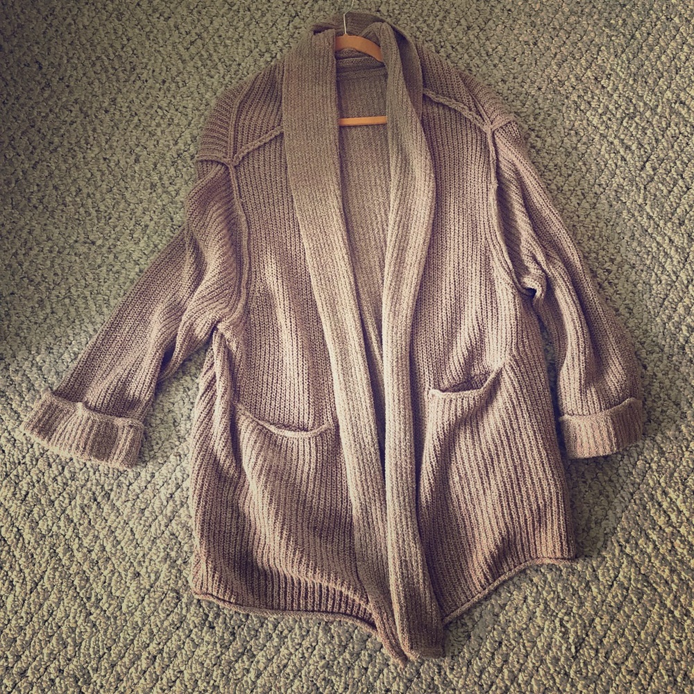 NWOT Free People light pink oversized cardigan